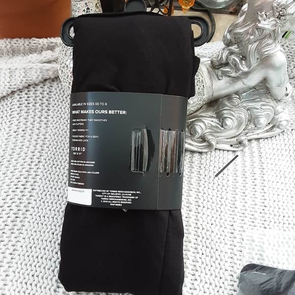 Torrid leggings - Picture 6 of 7